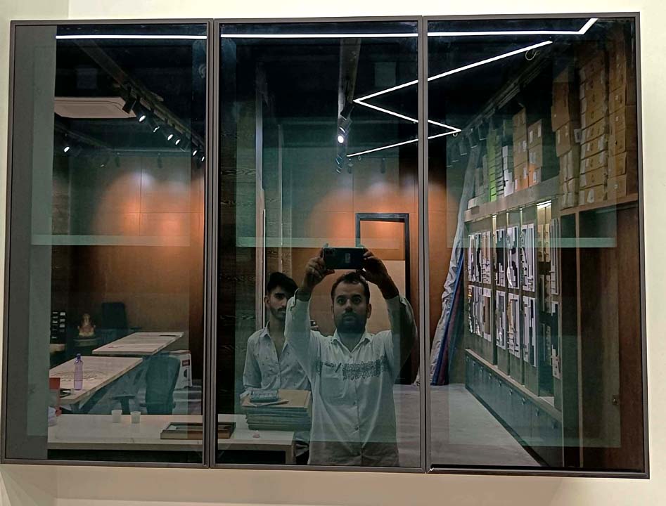 glass fitting works